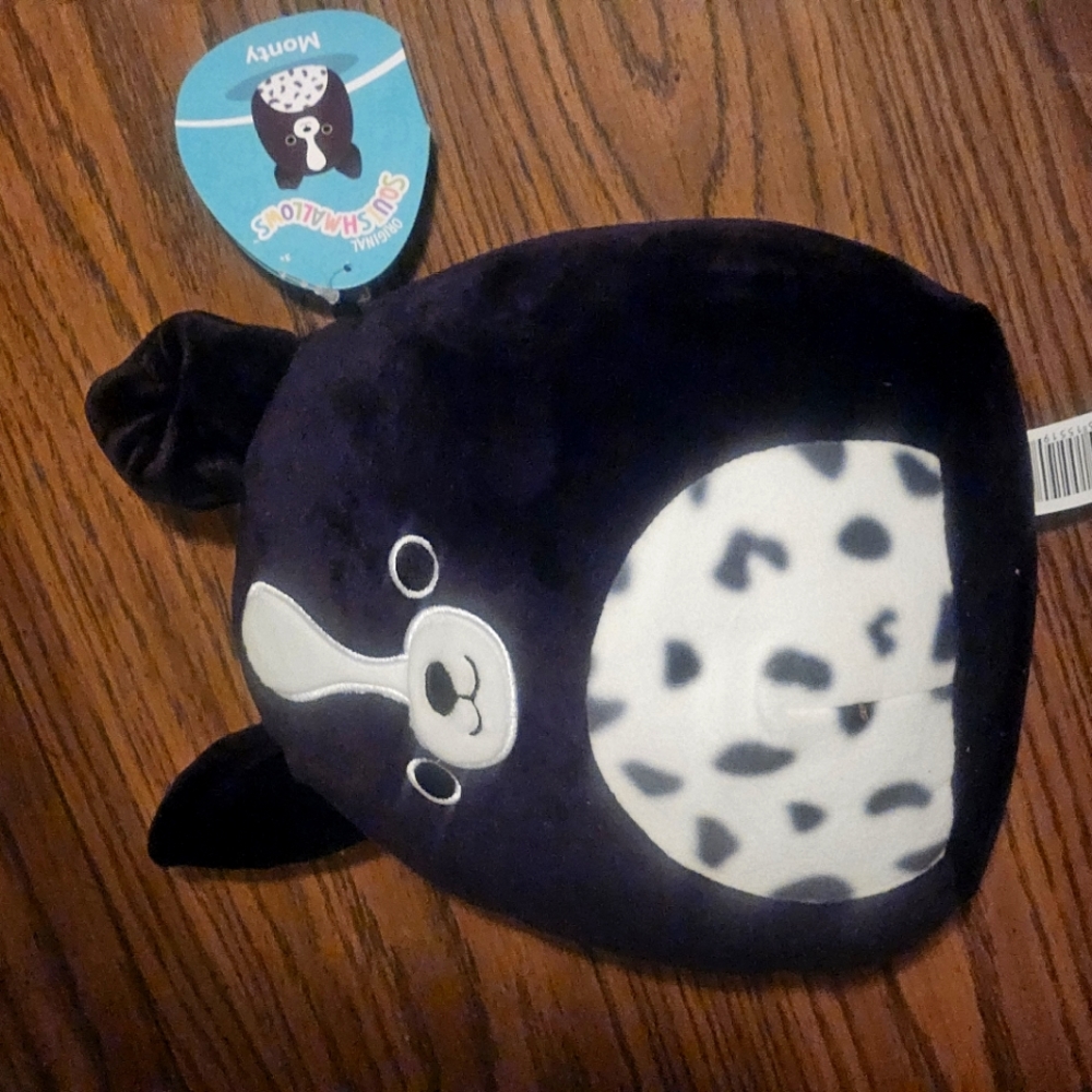 Squishmallow monty